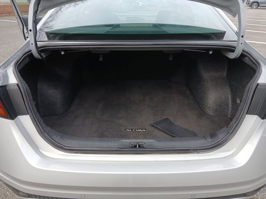 Used 2024 Nissan Altima 2.5 SV image 22