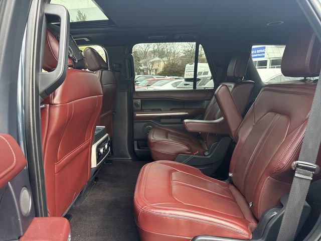 Used 2023 Ford Expedition Limited image 24