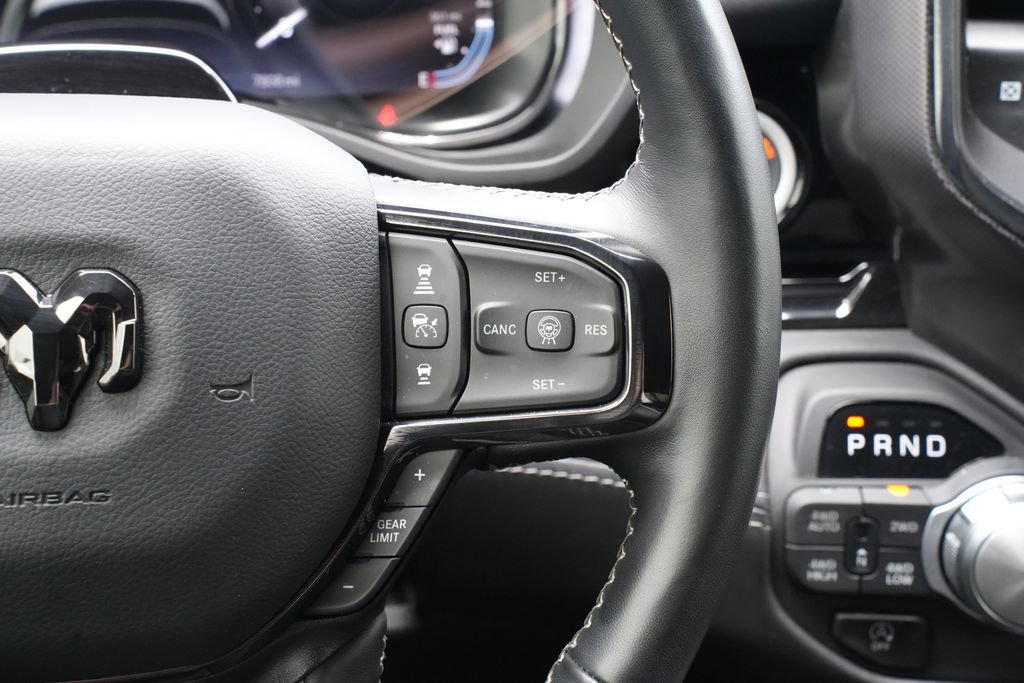 Used 2025 RAM 1500 Limited AWD/4WD image 8