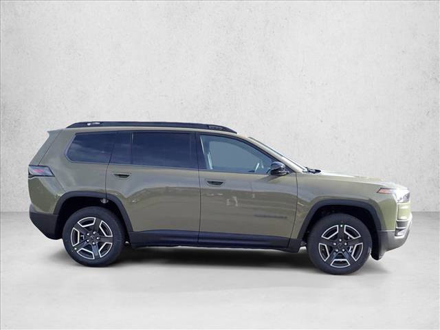 New 2026 Jeep Cherokee Laredo image 5