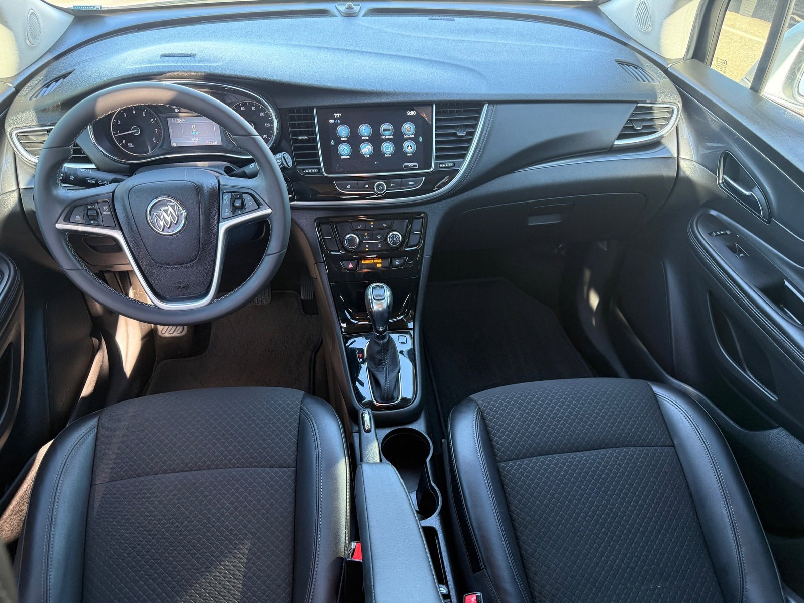 Used 2021 Buick Encore Preferred image 27