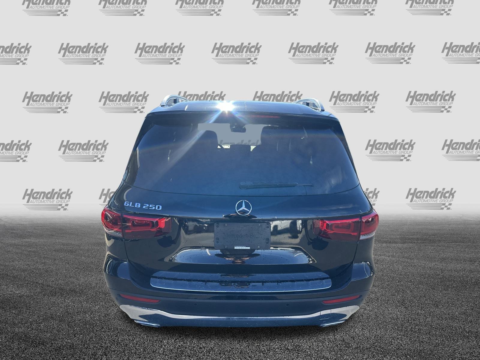 Used 2022 Mercedes-Benz GLB 250 w/ Premium Package Lite image 9