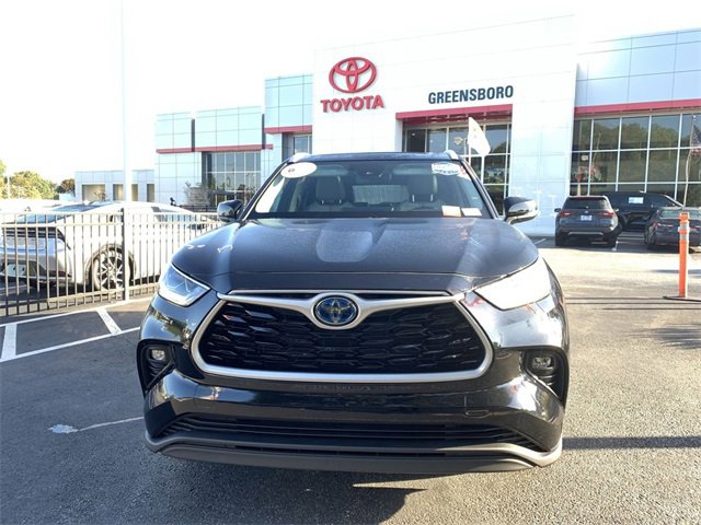Certified 2023 Toyota Highlander Bronze Edition