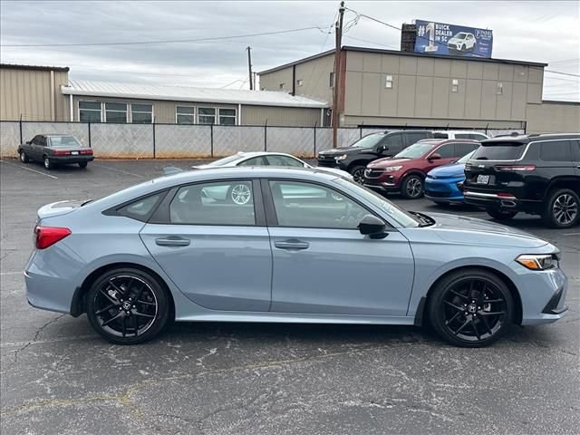Used 2023 Honda Civic Sport image 12