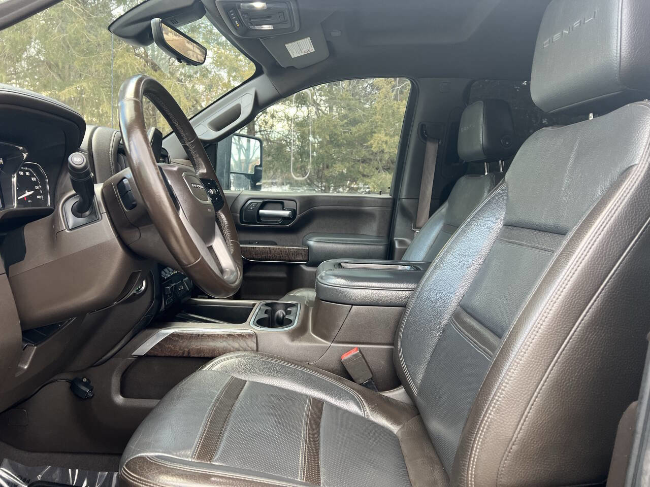 Used 2020 GMC Sierra 2500 Denali w/ Technology Package image 11