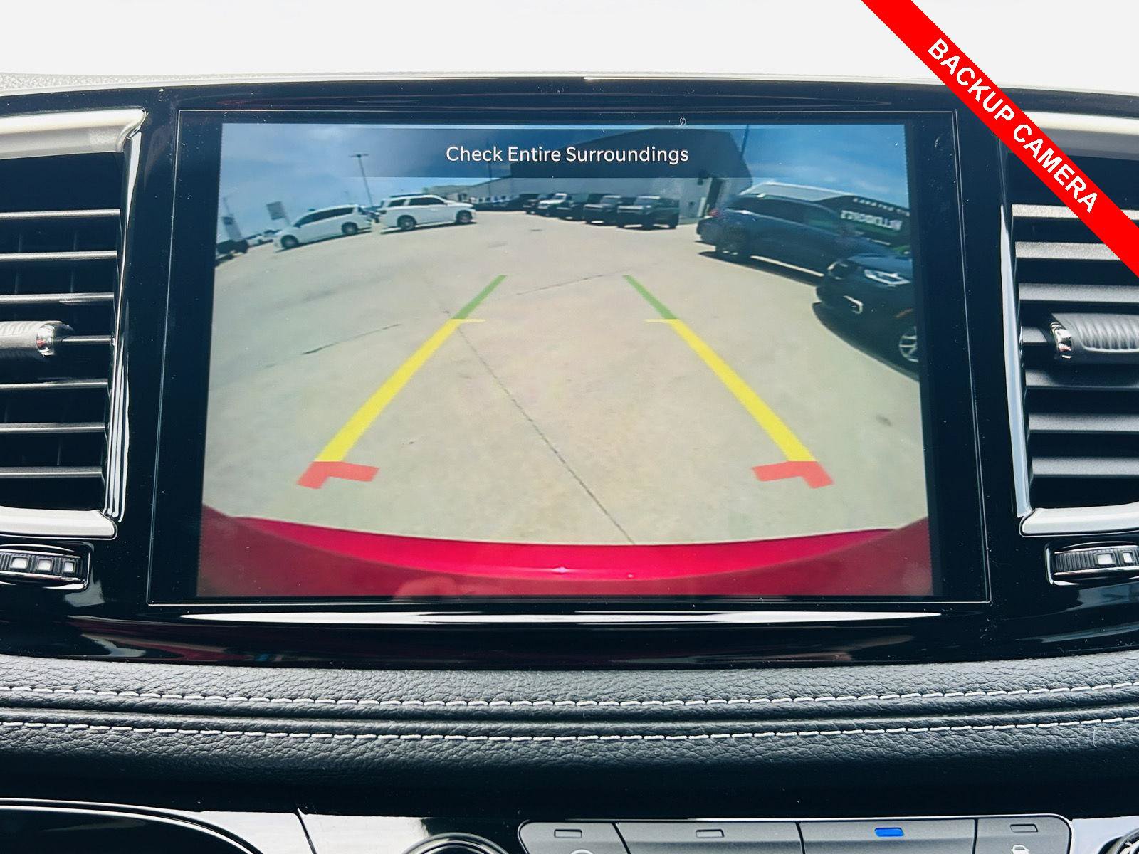 New 2027 Chrysler Pacifica Select FWD image 10