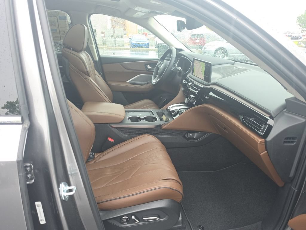 Certified 2025 Acura MDX SH-AWD w/ Advance Package image 33