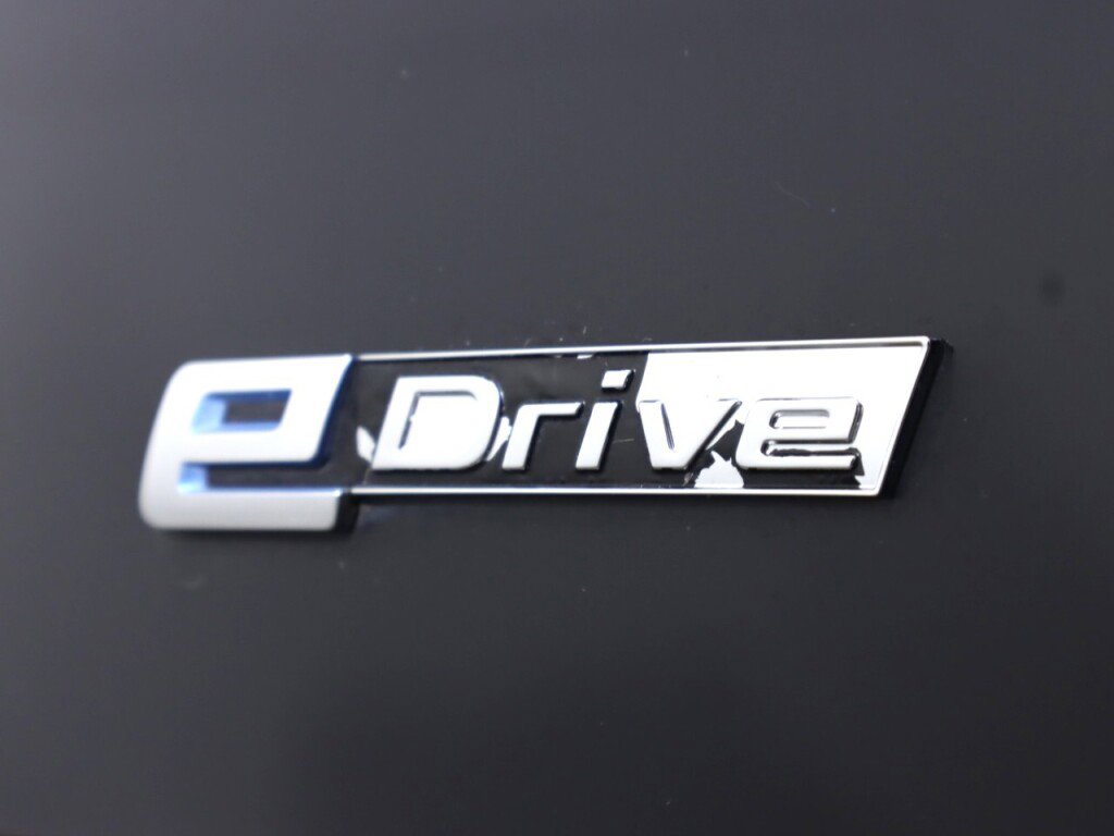 Used 2015 BMW i3 w/ Range Extender image 32