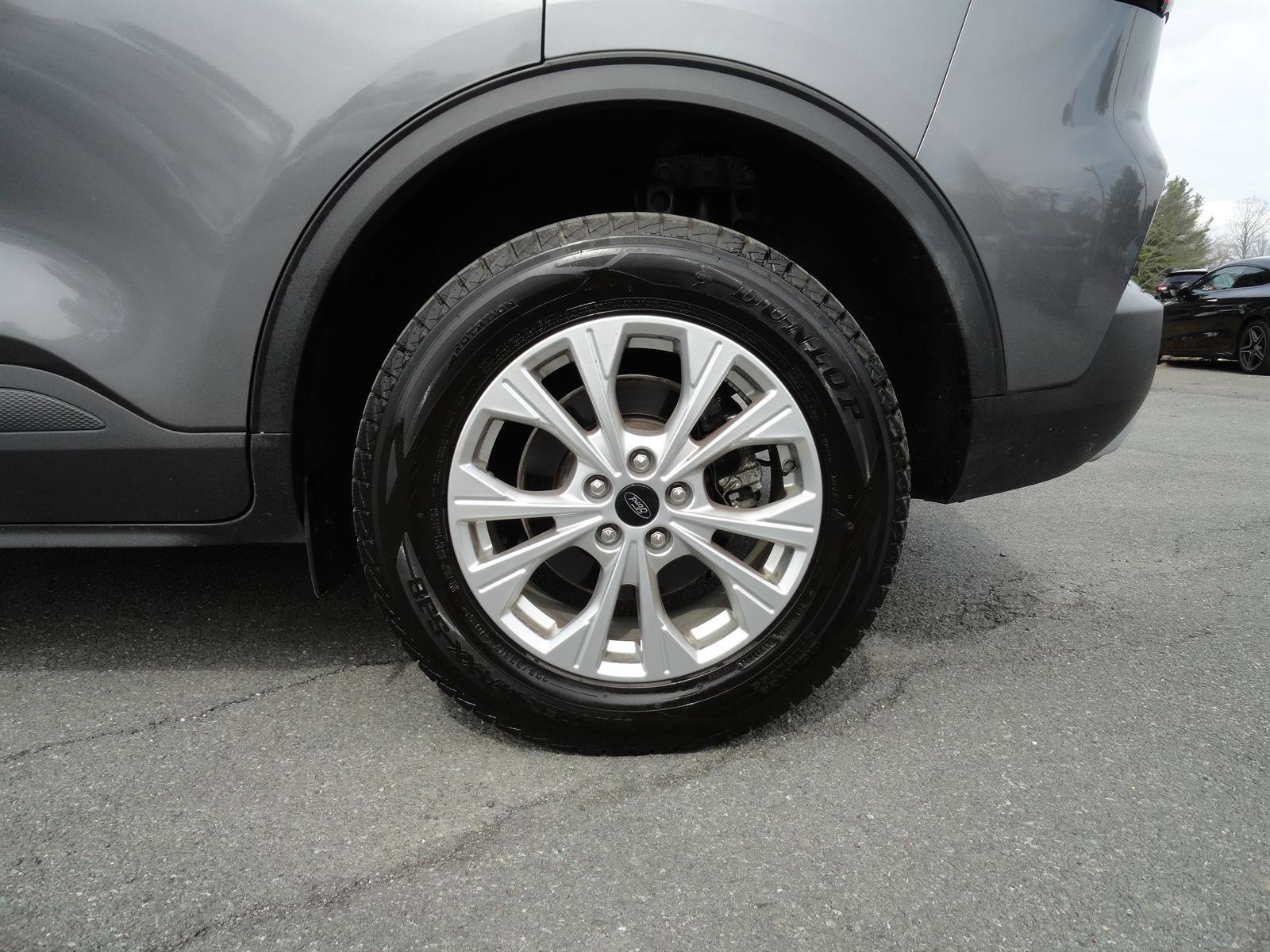 Certified 2023 Ford Escape Active AWD/4WD image 9