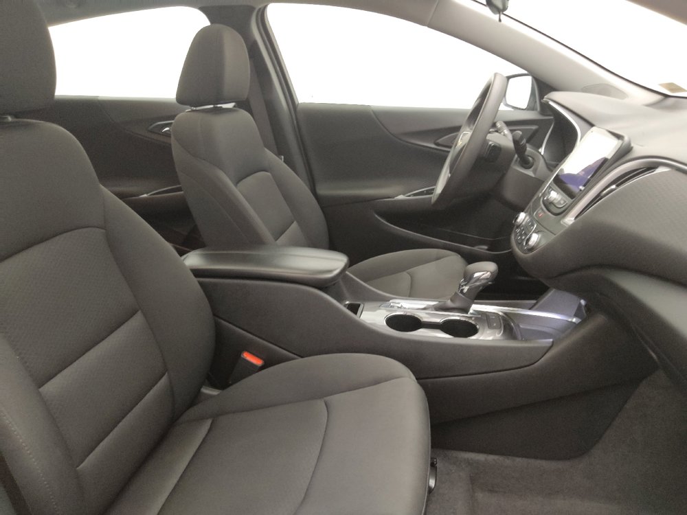 Used 2024 Chevrolet Malibu LT image 21