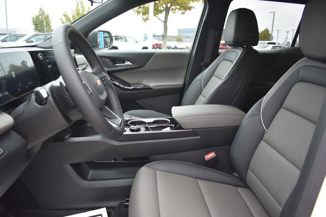 New 2026 Chevrolet Equinox LT w/ Convenience Package II image 15