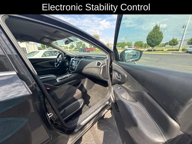 Used 2018 Nissan Murano S AWD/4WD image 17