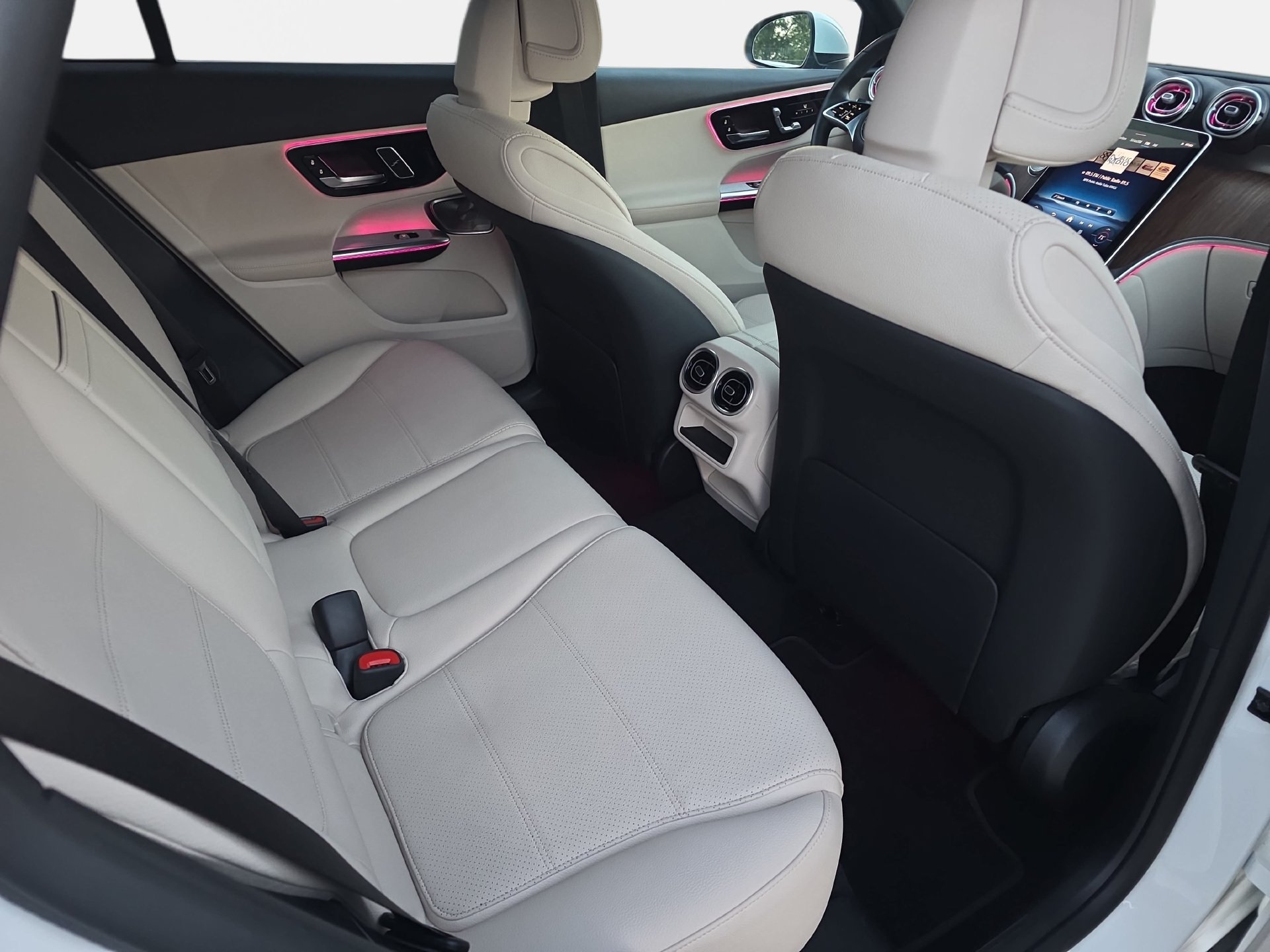 Certified 2026 Mercedes-Benz GLC 350e 4MATIC image 11