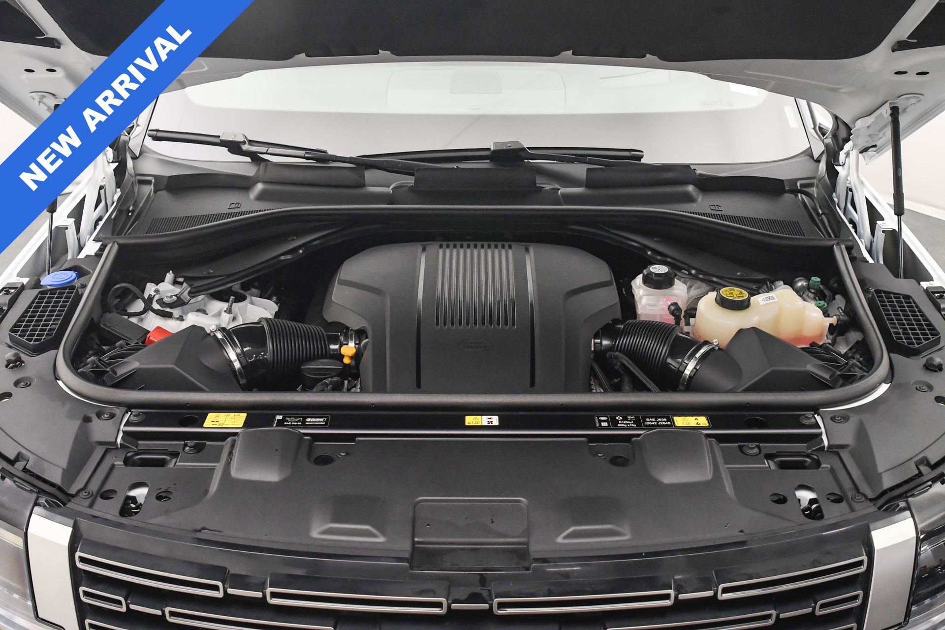 Used 2025 Land Rover Range Rover SE image 31