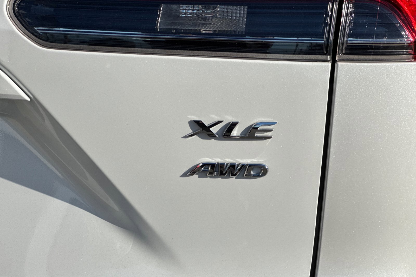 Certified 2023 Toyota Corolla Cross XLE image 36