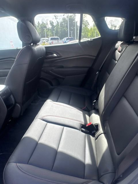 New 2026 Chevrolet Trax LT w/ Driver Confidence Package FWD image 17