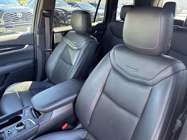 Used 2024 Cadillac XT6 Premium Luxury image 12