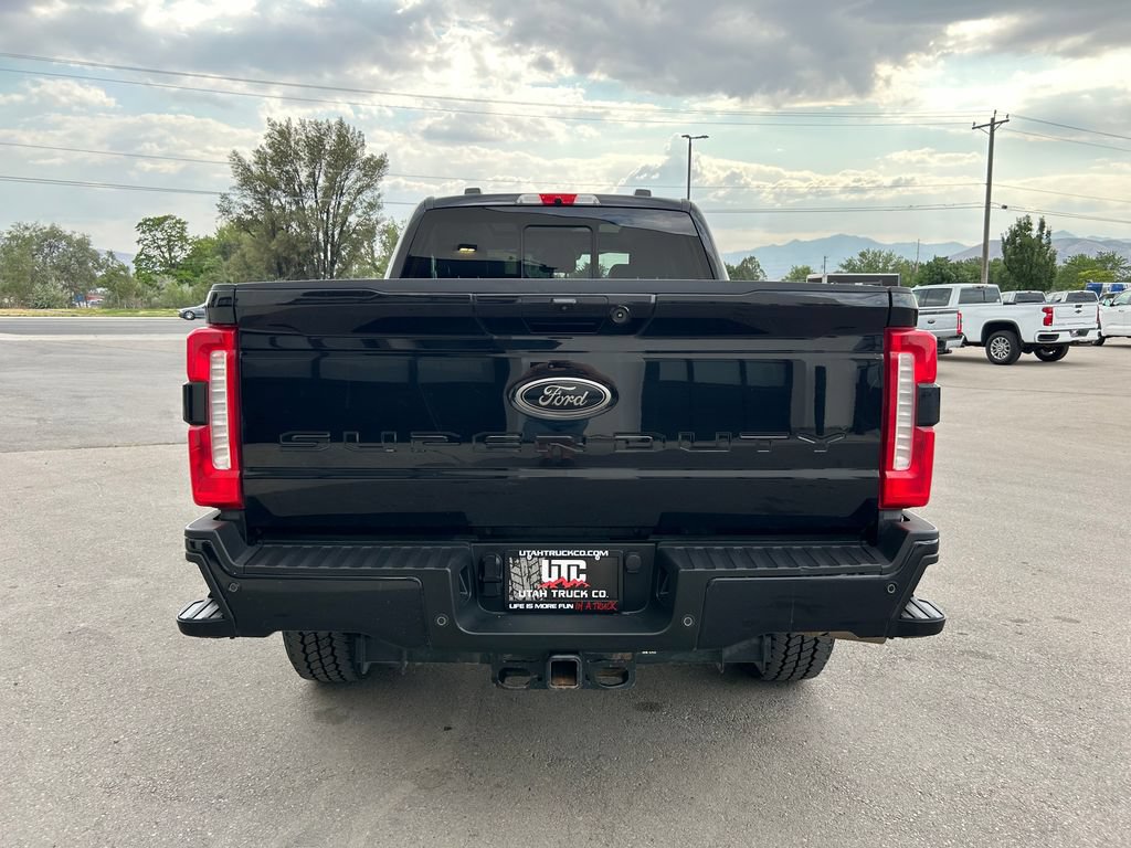 Used 2024 Ford F350 Lariat w/ Lariat Ultimate Package AWD/4WD image 6