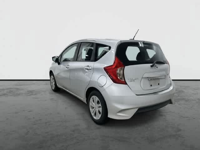 Used 2018 Nissan Versa Note SV FWD image 2