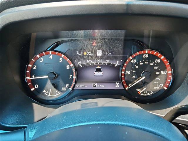 Used 2022 Nissan Titan PRO-4X w/ Pro-4x Convenience Package AWD/4WD image 11