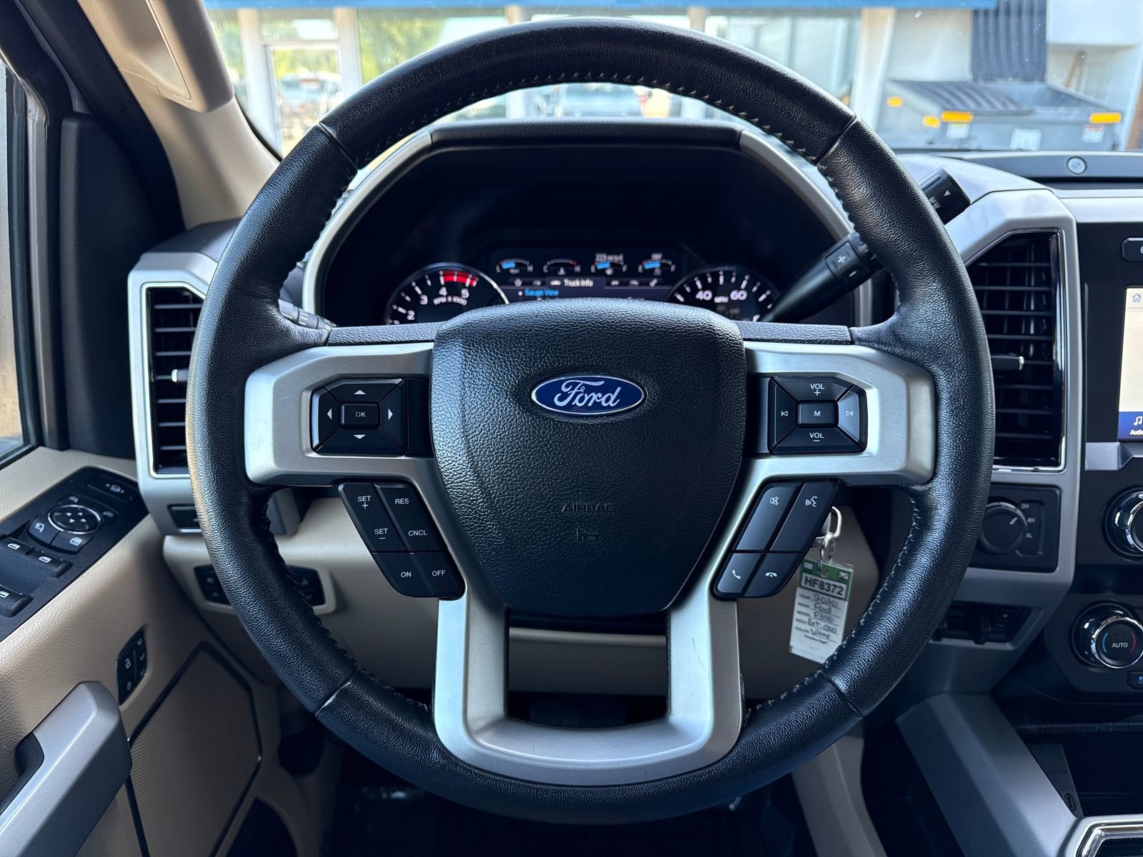 Used 2020 Ford F350 Lariat w/ Chrome Package AWD/4WD image 14
