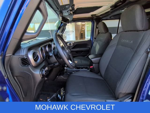 Used 2018 Jeep Wrangler Unlimited Sahara AWD/4WD image 20