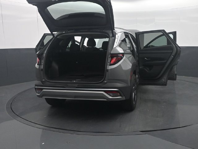 Used 2026 Hyundai Tucson SEL FWD image 45