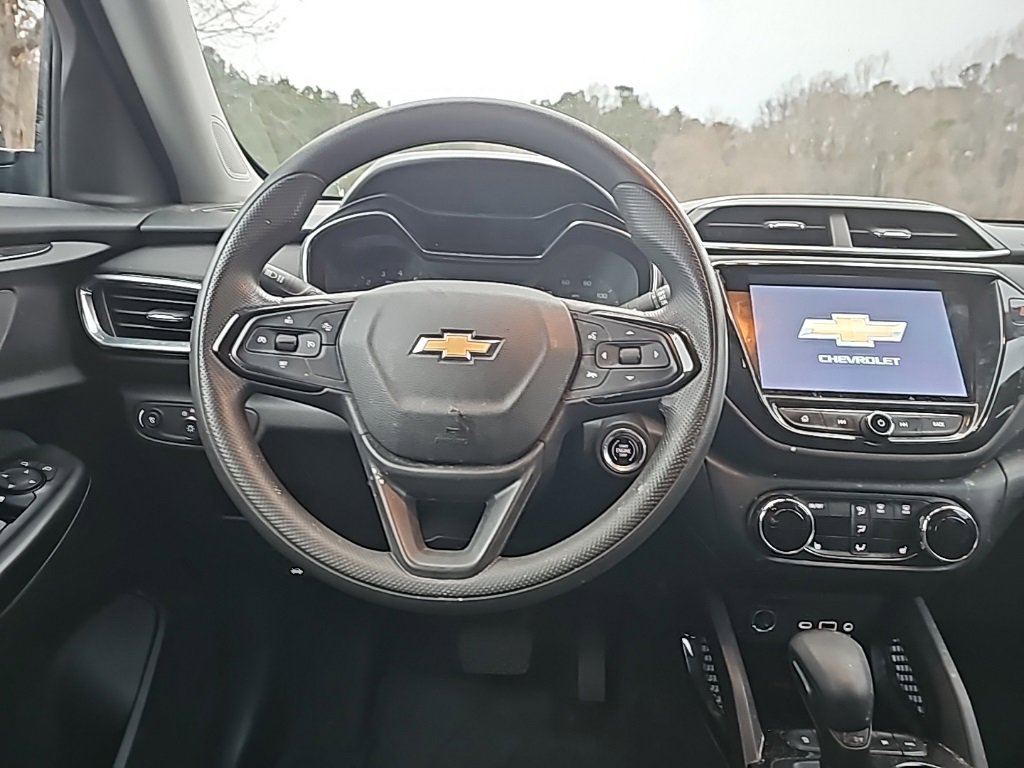 Used 2022 Chevrolet TrailBlazer LT w/ Convenience Package image 12
