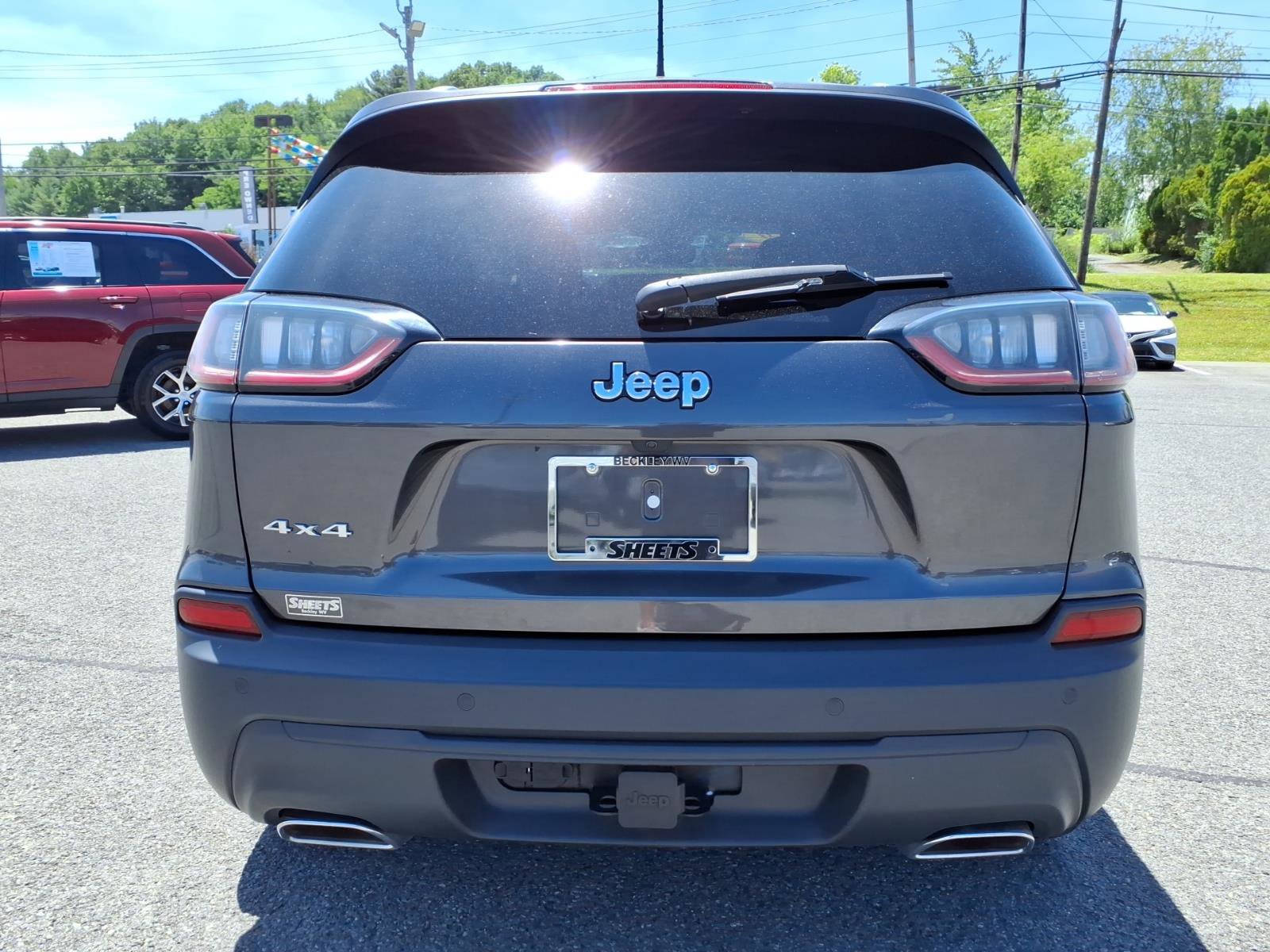 Used 2020 Jeep Cherokee Latitude Lux w/ Trailer Tow Group AWD/4WD image 5
