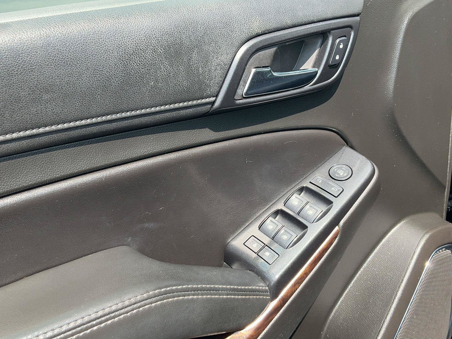 Used 2018 Chevrolet Tahoe LS AWD/4WD image 16