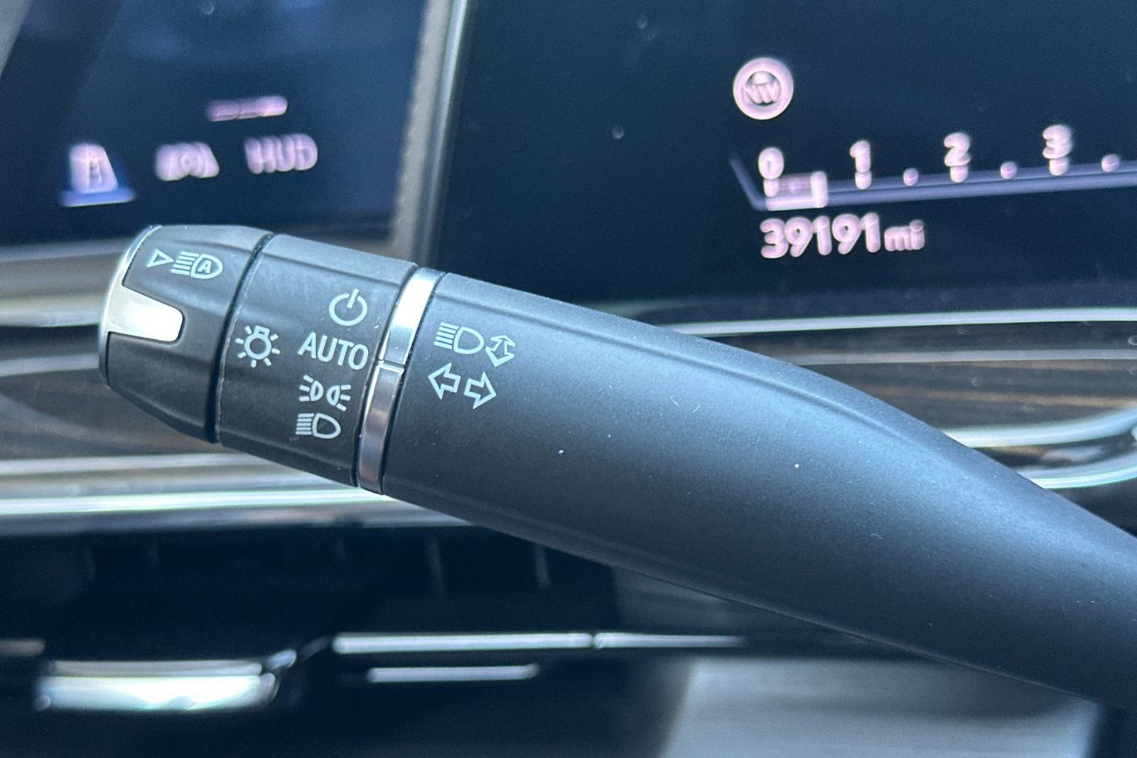 Used 2023 Cadillac Escalade ESV Sport w/ Touring Package image 36