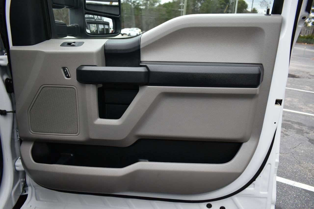 Used 2018 Ford F250 XL w/ Power Equipment Group image 39