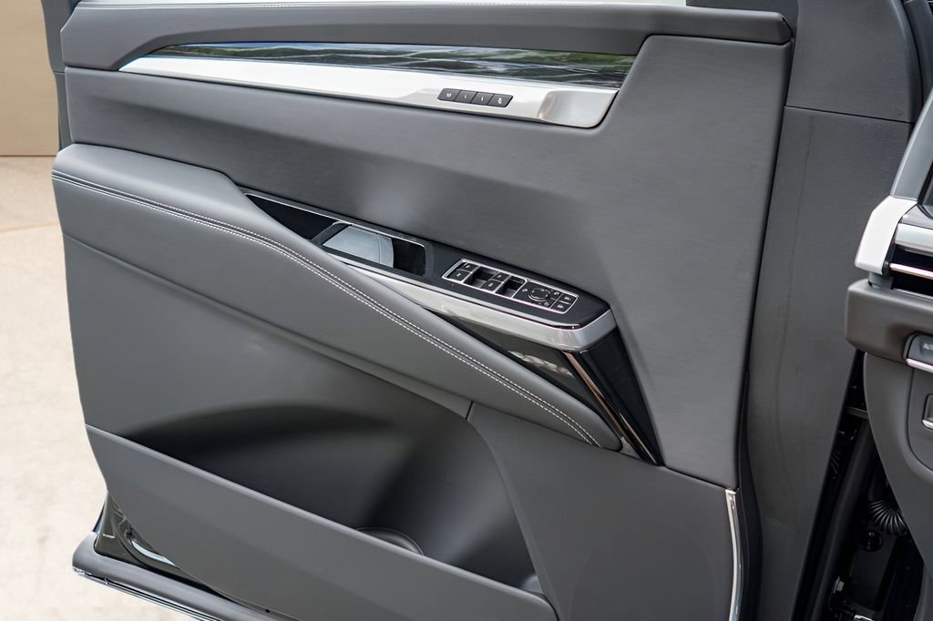 New 2026 Cadillac Escalade Sport w/ Touring Package image 16