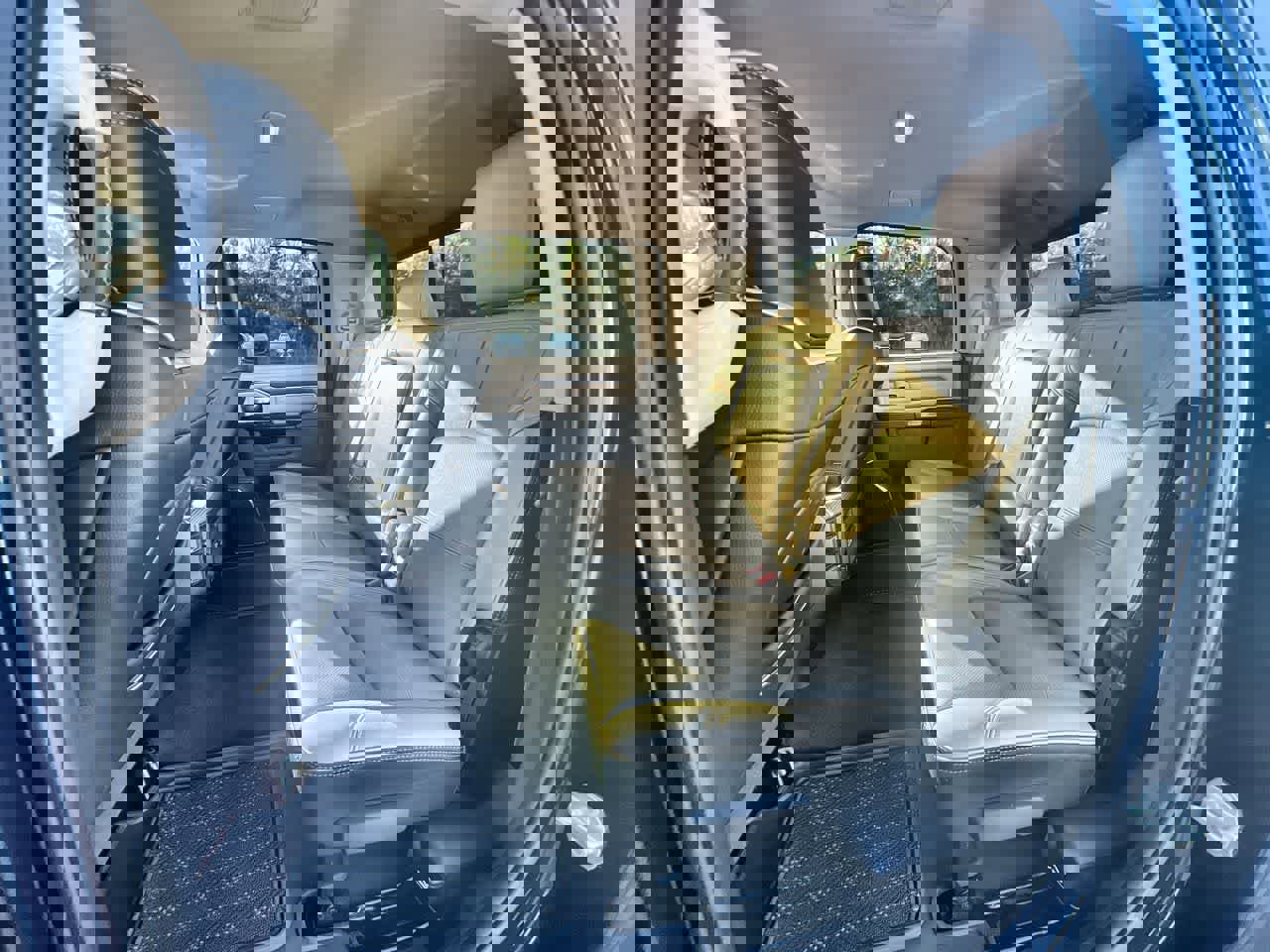 Used 2022 RAM 2500 Limited w/ Towing Technology Group image 24