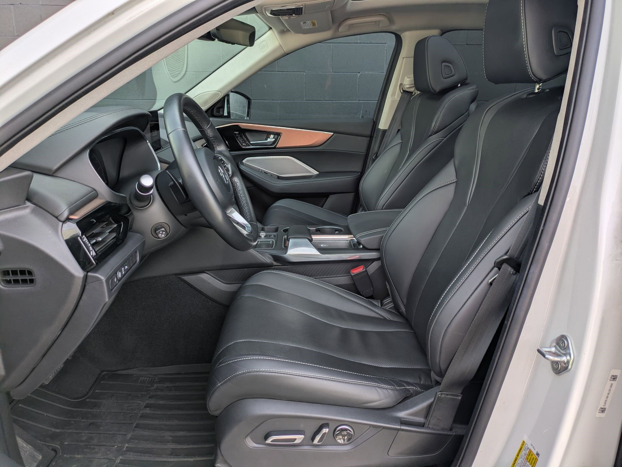 Used 2022 Acura MDX SH-AWD w/ Technology Package image 21