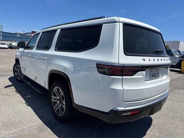 Used 2024 Jeep Wagoneer L Series II w/ Flexible Seating Group RWD image 7