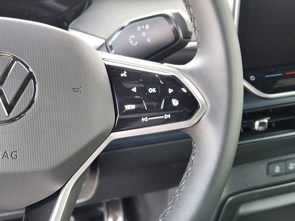 New 2025 Volkswagen ID. Buzz Pro S RWD image 10