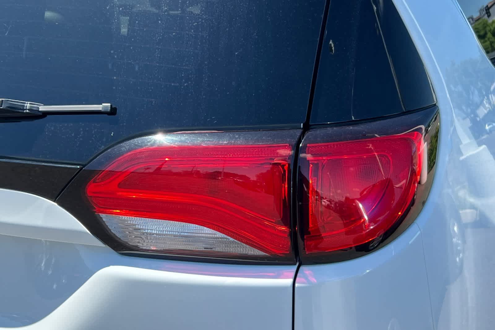 Used 2021 Chrysler Voyager Lxi image 18
