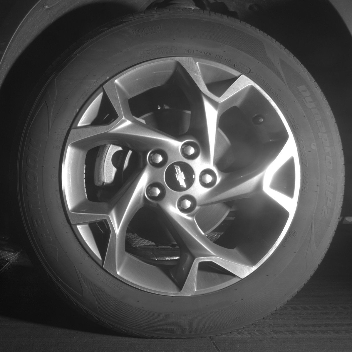 Used 2025 Chevrolet Trax LT FWD image 12
