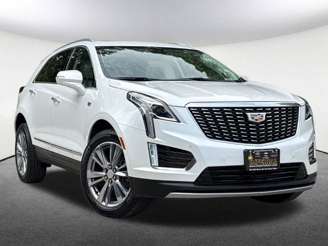 Used 2023 Cadillac XT5 Premium Luxury w/ LPO, Floor Liner Package AWD/4WD image 17