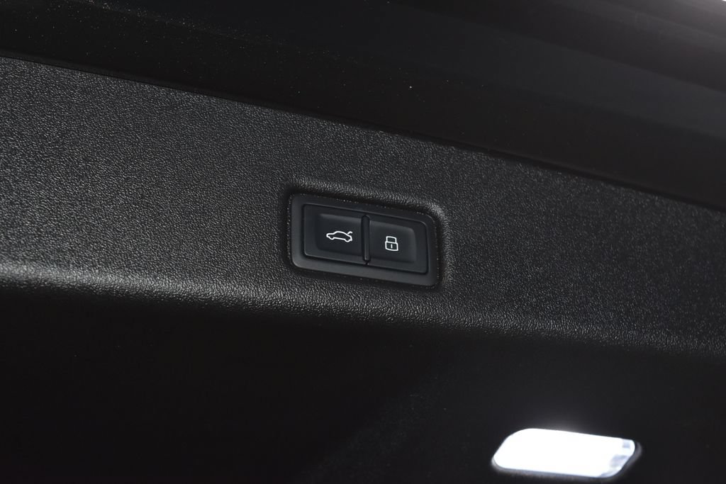 Certified 2025 Audi Q5 Premium Plus w/ Premium Plus AWD/4WD image 27