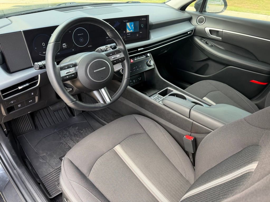 Certified 2024 Hyundai Sonata SEL w/ Convenience Package image 12