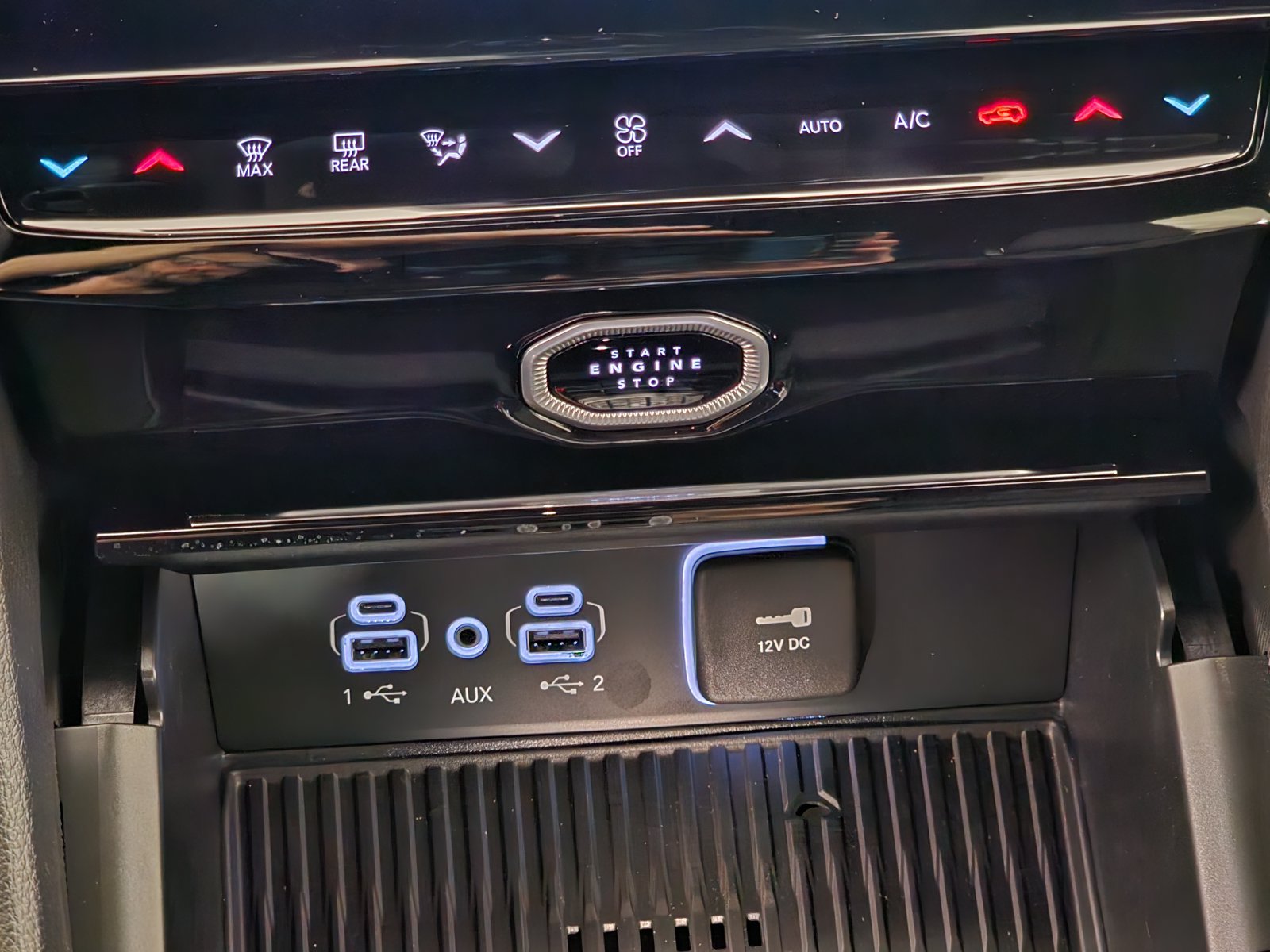 New 2026 Jeep Grand Cherokee Limited AWD/4WD image 18