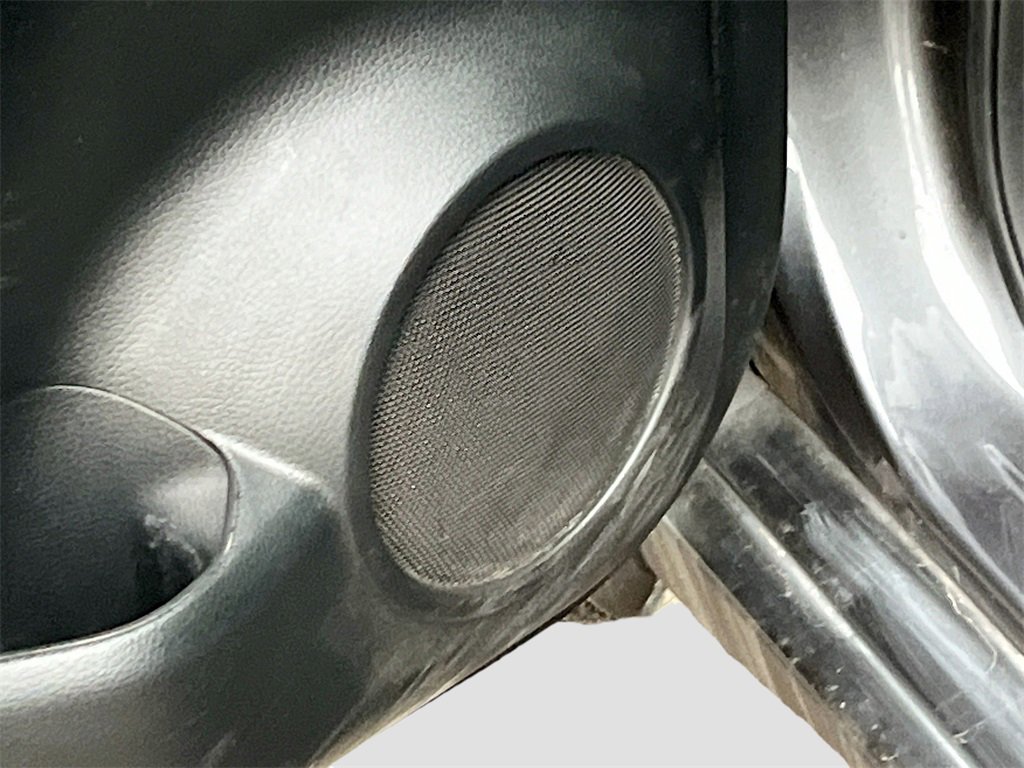 Used 2020 Nissan Rogue SV w/ Premium Package image 19