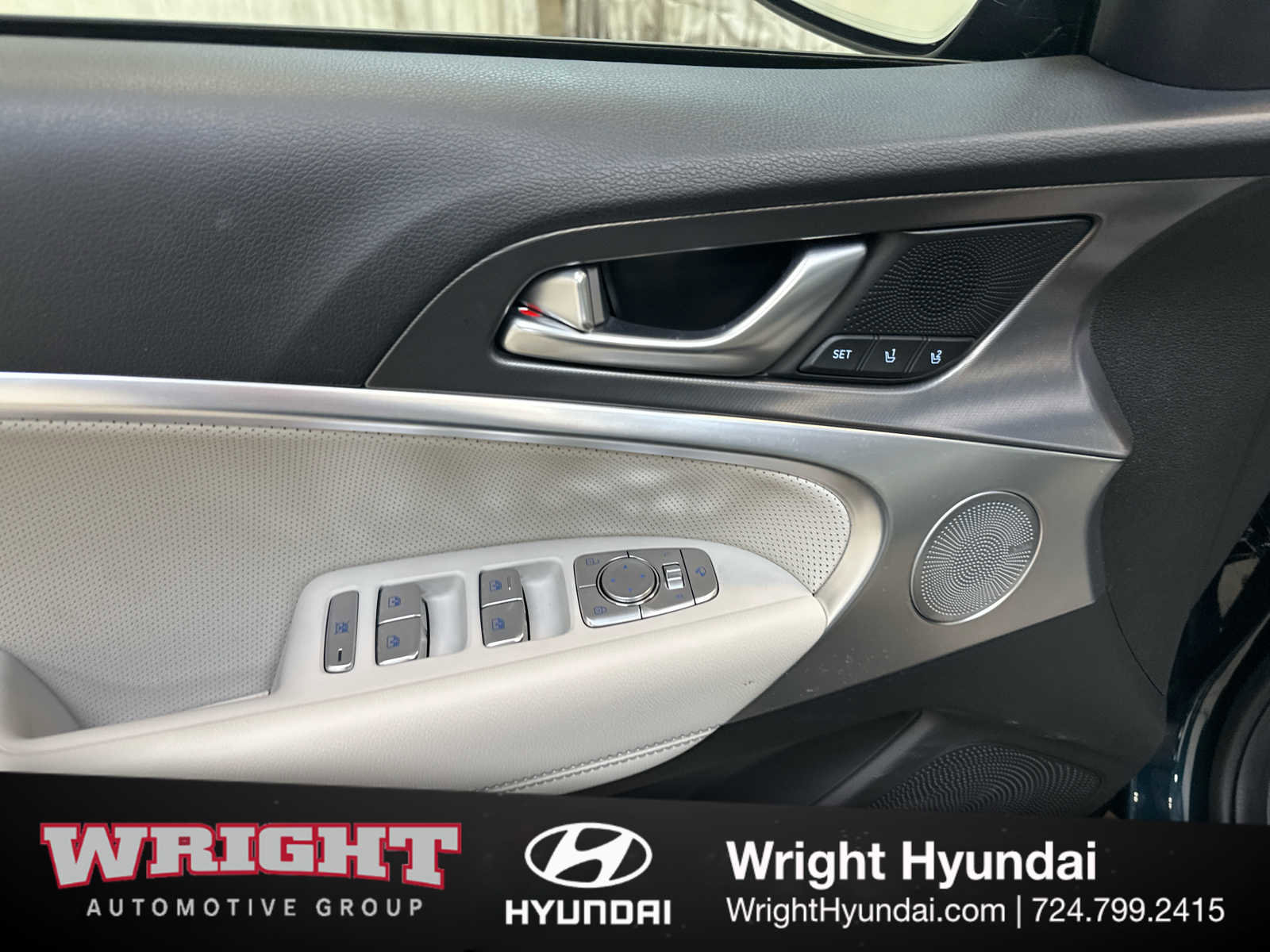 Certified 2025 Genesis G70 2.5T w/ Sport Prestige Package image 10