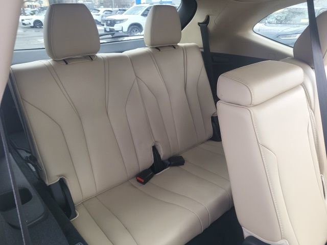 Used 2023 Acura MDX SH-AWD w/ Technology Package image 10