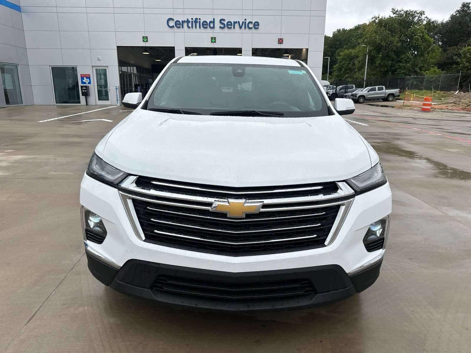 Used 2022 Chevrolet Traverse LT FWD image 8