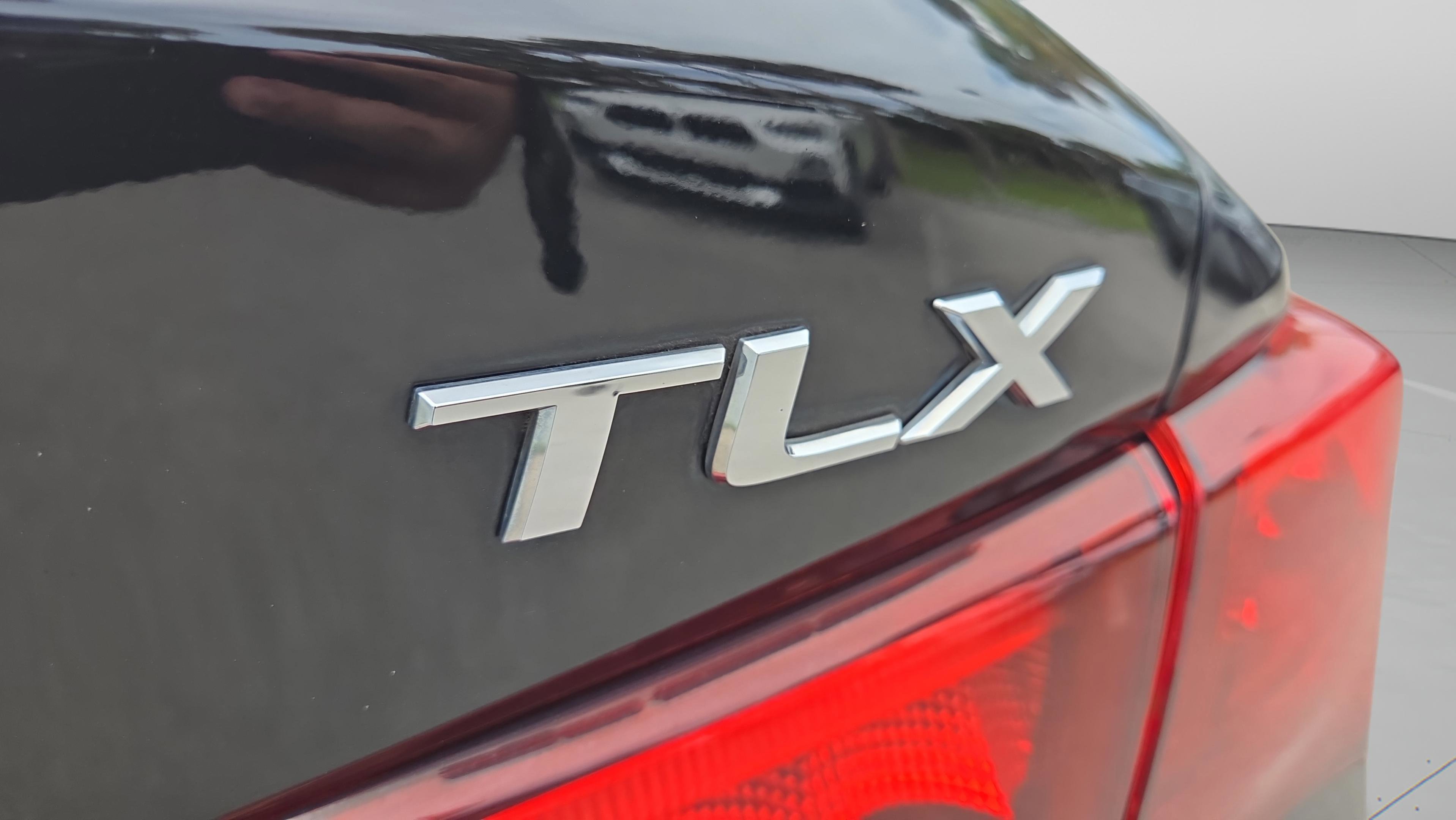 Used 2015 Acura TLX w/ Technology Package FWD image 37