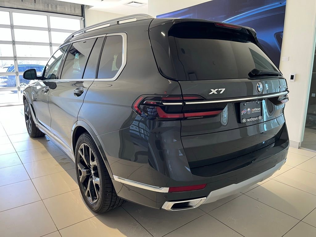 Used 2023 BMW X7 xDrive40i w/ Parking Assistance Package image 6