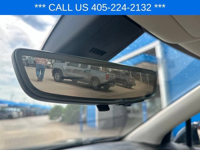 Used 2023 Buick Enclave Avenir AWD/4WD image 35